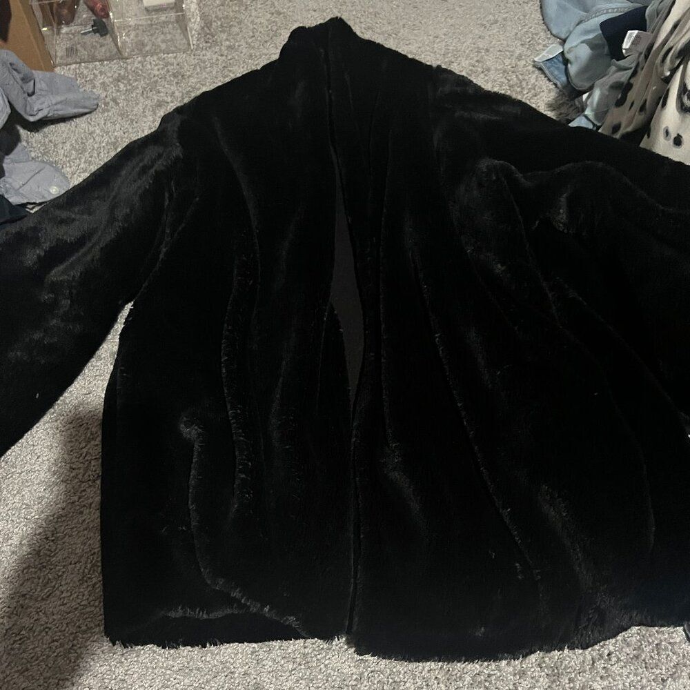 Philosophy xl‎ black fuzzy cardigan